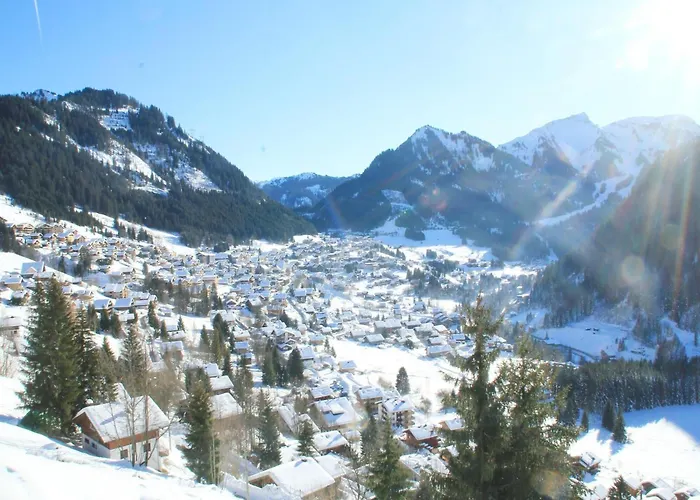 In Azalee Near Linga Gondola 아파트 Châtel